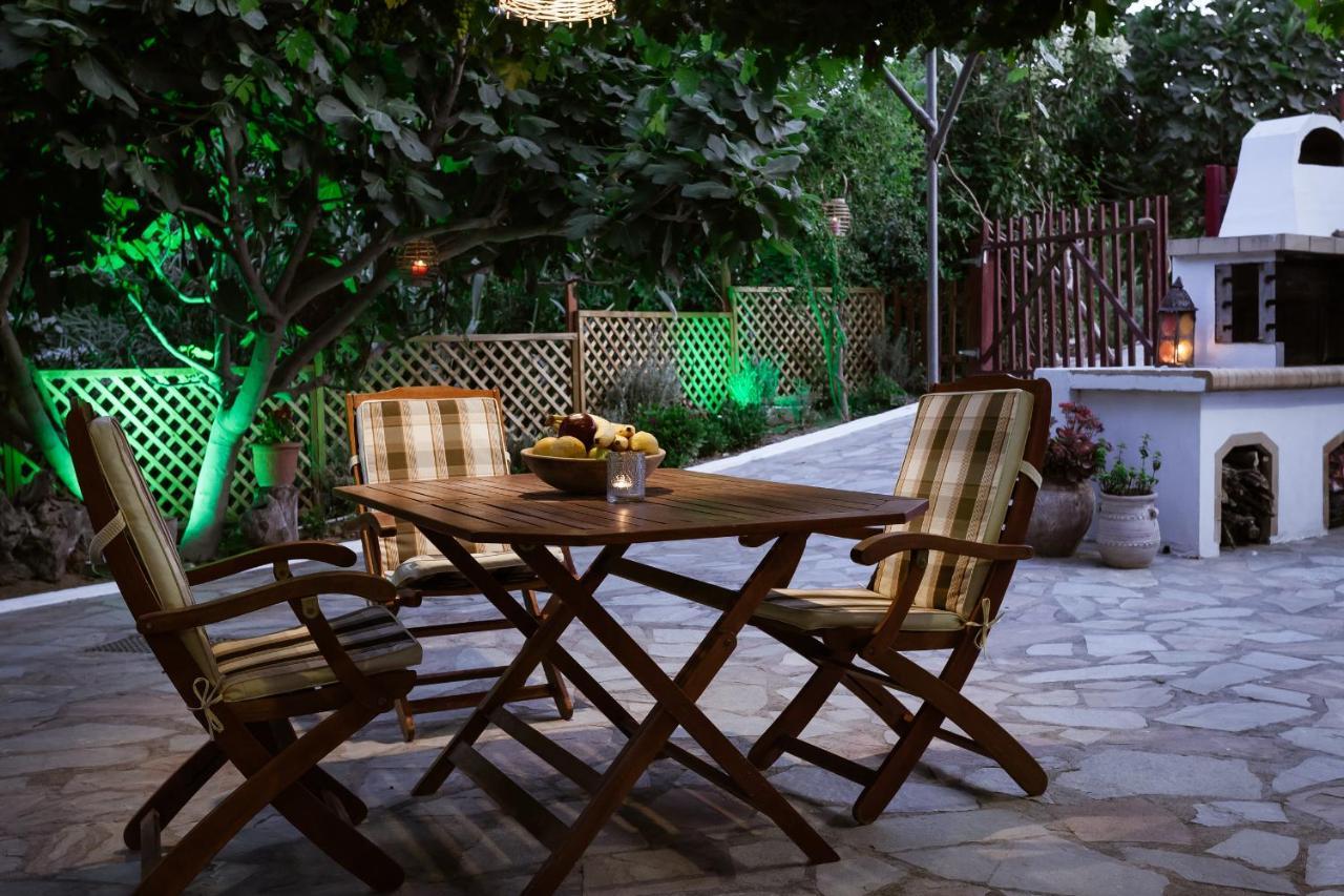 Serenity Studio For Couples Asgourou Exterior foto